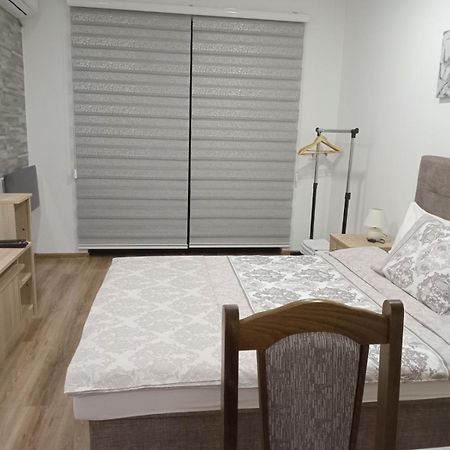 Apartments Karic Aerodrom Tuzla Dubrave Gornje المظهر الخارجي الصورة
