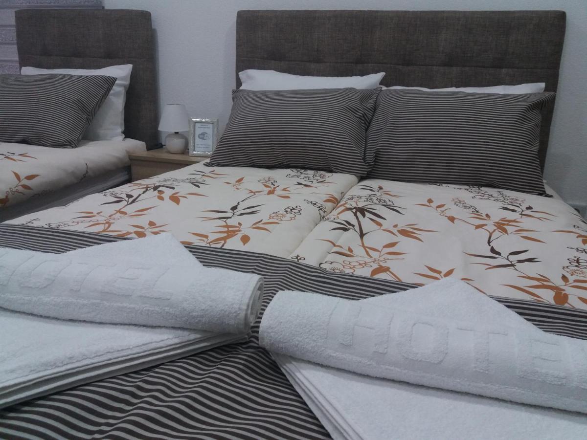Apartments Karic Aerodrom Tuzla Dubrave Gornje المظهر الخارجي الصورة