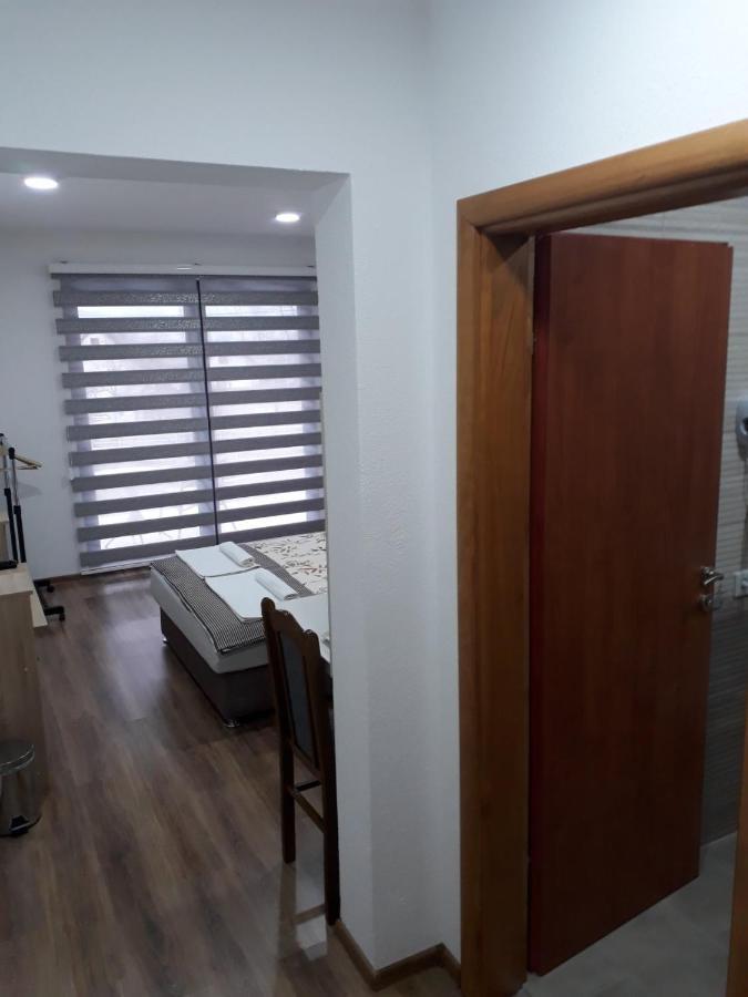 Apartments Karic Aerodrom Tuzla Dubrave Gornje المظهر الخارجي الصورة