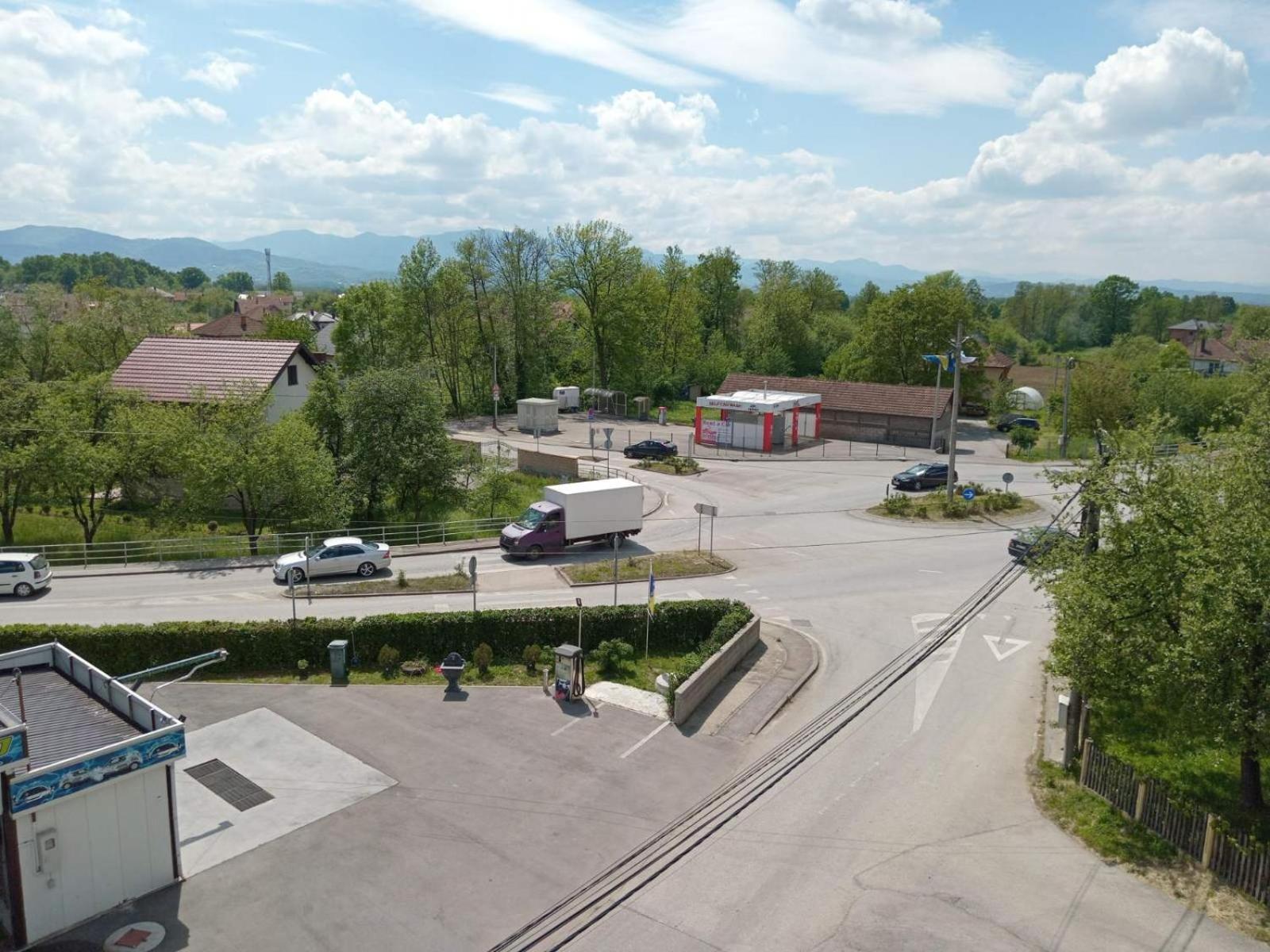 Apartments Karic Aerodrom Tuzla Dubrave Gornje المظهر الخارجي الصورة